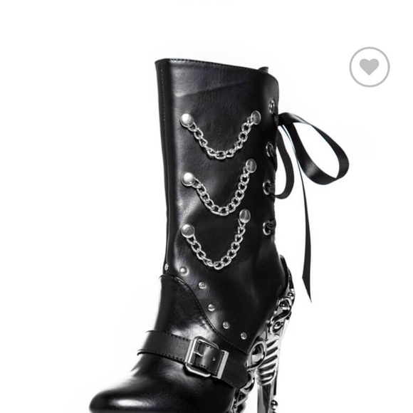 Hades Shoes - Edgy Black Chain-Detail Women's Combat Boots